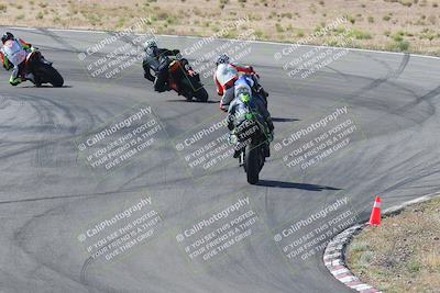 media/Apr-20-2025-AHRMA (Sun) [[393a79c373]]/Race/Group 11 early race/Turn 4b/